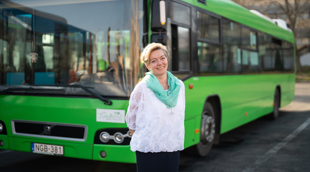 Tüke Busz: 7 női buszsofőr